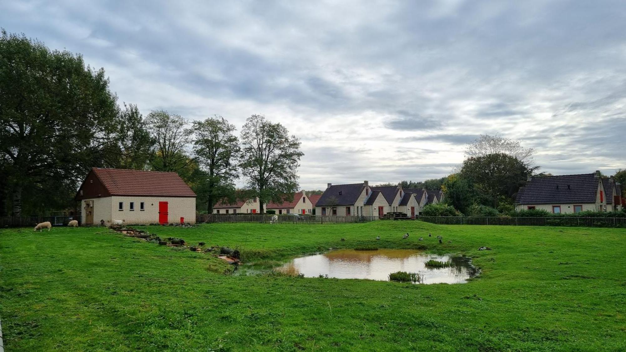 Het Huys Ewijk Mooi Luxe En Een Laadpaal Экстерьер фото